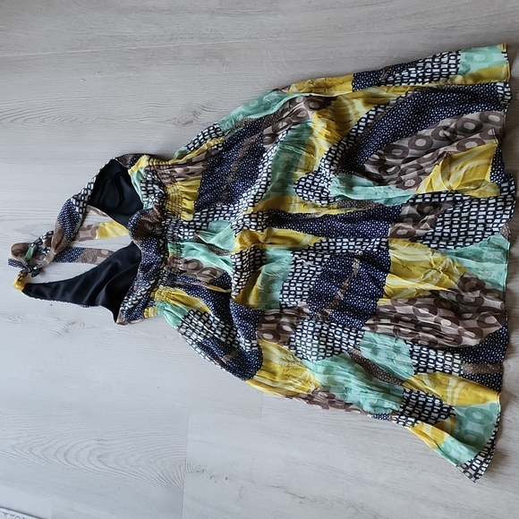 VINTAGE NAPOLI SHORT DRESS. SIZE MEDIUM ELASTIC WAISTLINE. SPANDEX / POLYESTER - Picture 2 of 4